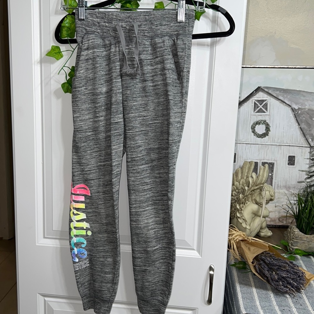 🌸3 for $20 eligible🌸Justice classic Sweat Pants with Logo down right leg
